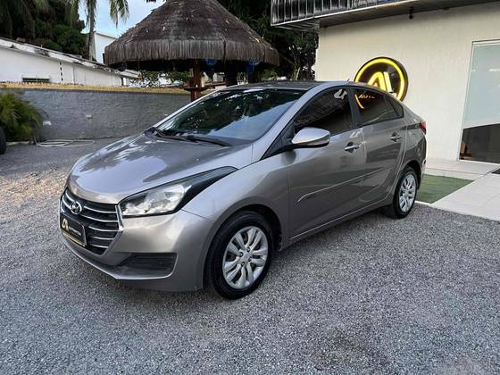 HYUNDAI HB20S 1.0 COMFORT PLUS 12V FLEX 4P MANUAL
